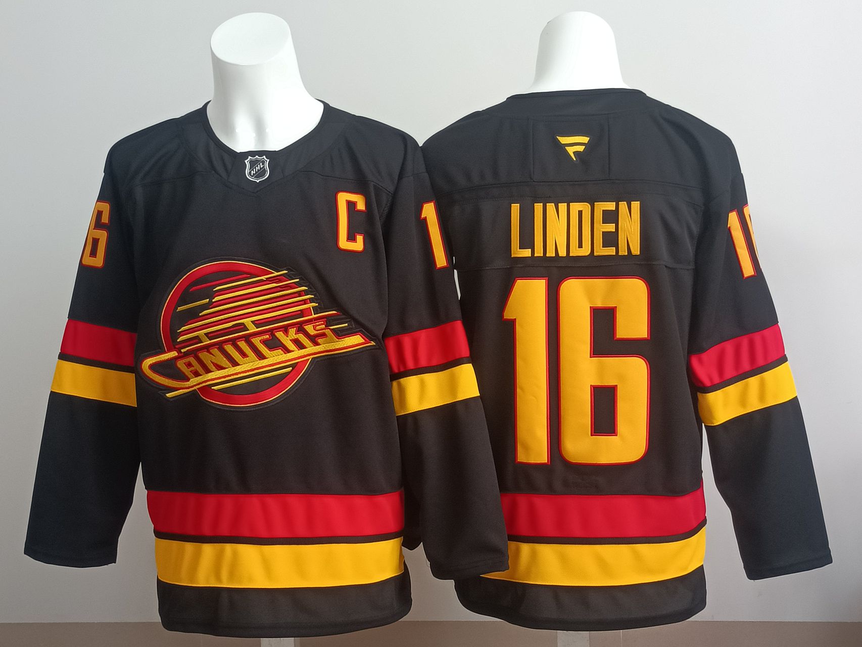 Men 2025 Montreal Canadiens #16 Linden Black NHL Jersey style 01